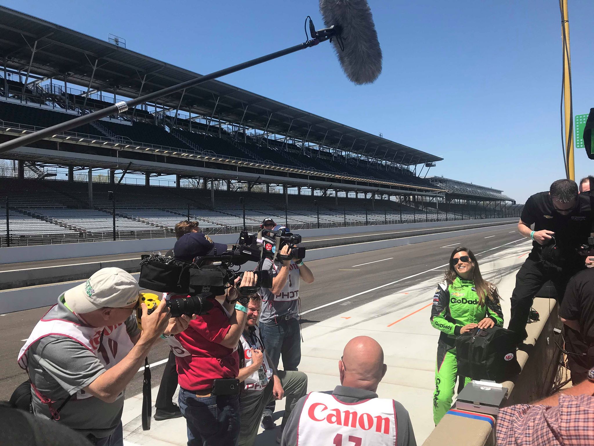 Helio Castroneves Danica Patrick looking to add to historic resumes at IMS Pit